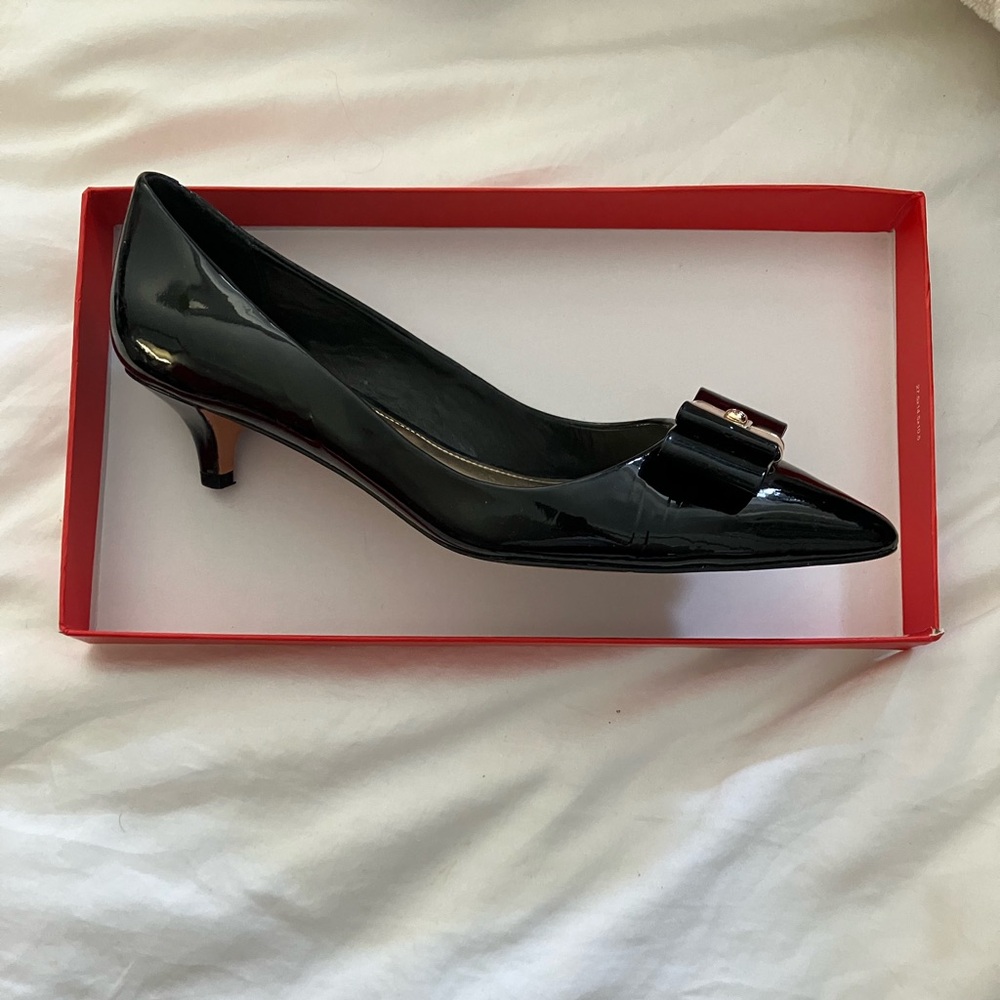 Coach Kitten Heel Black Patent Leather EUC w/box